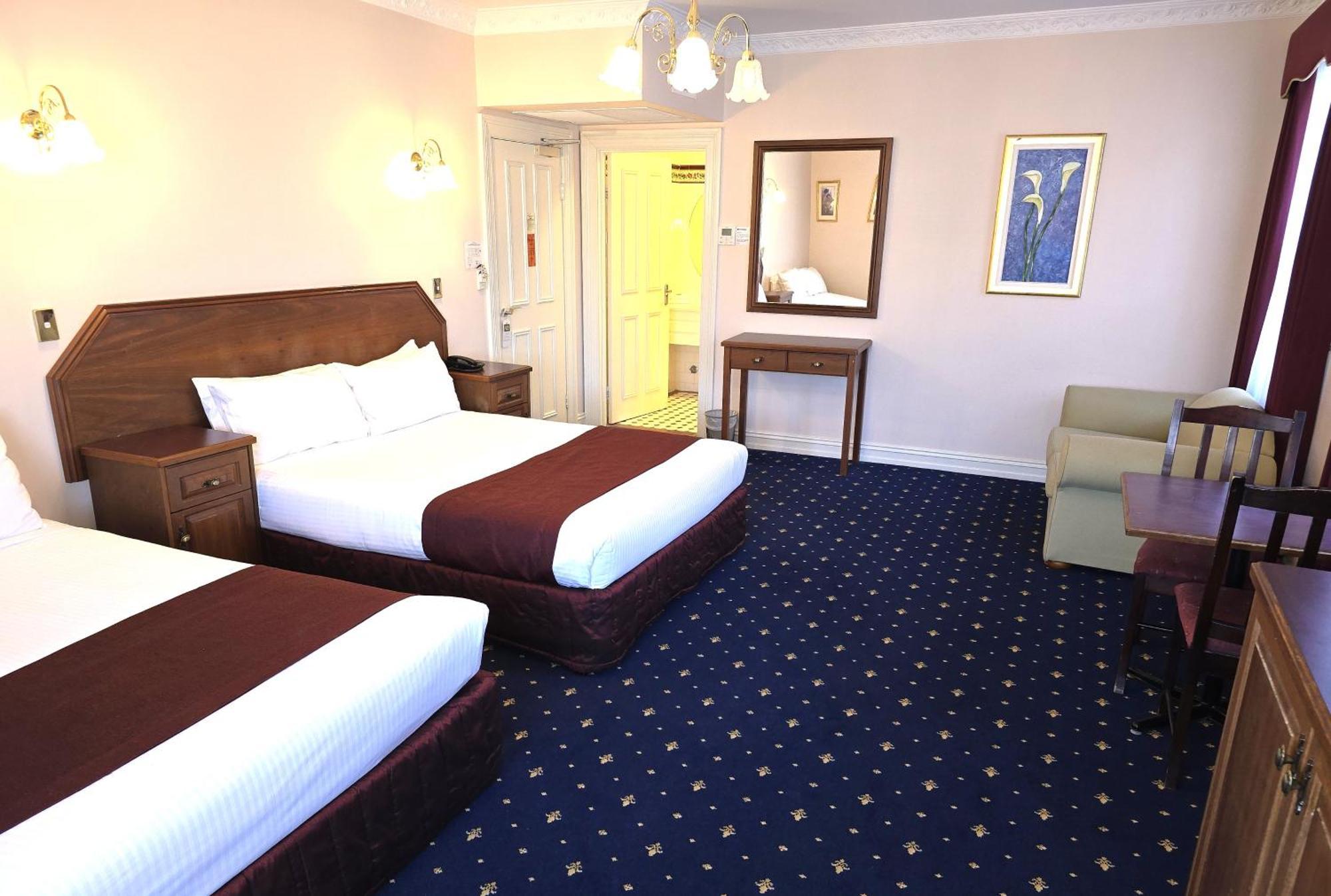 Palais Royale 4*