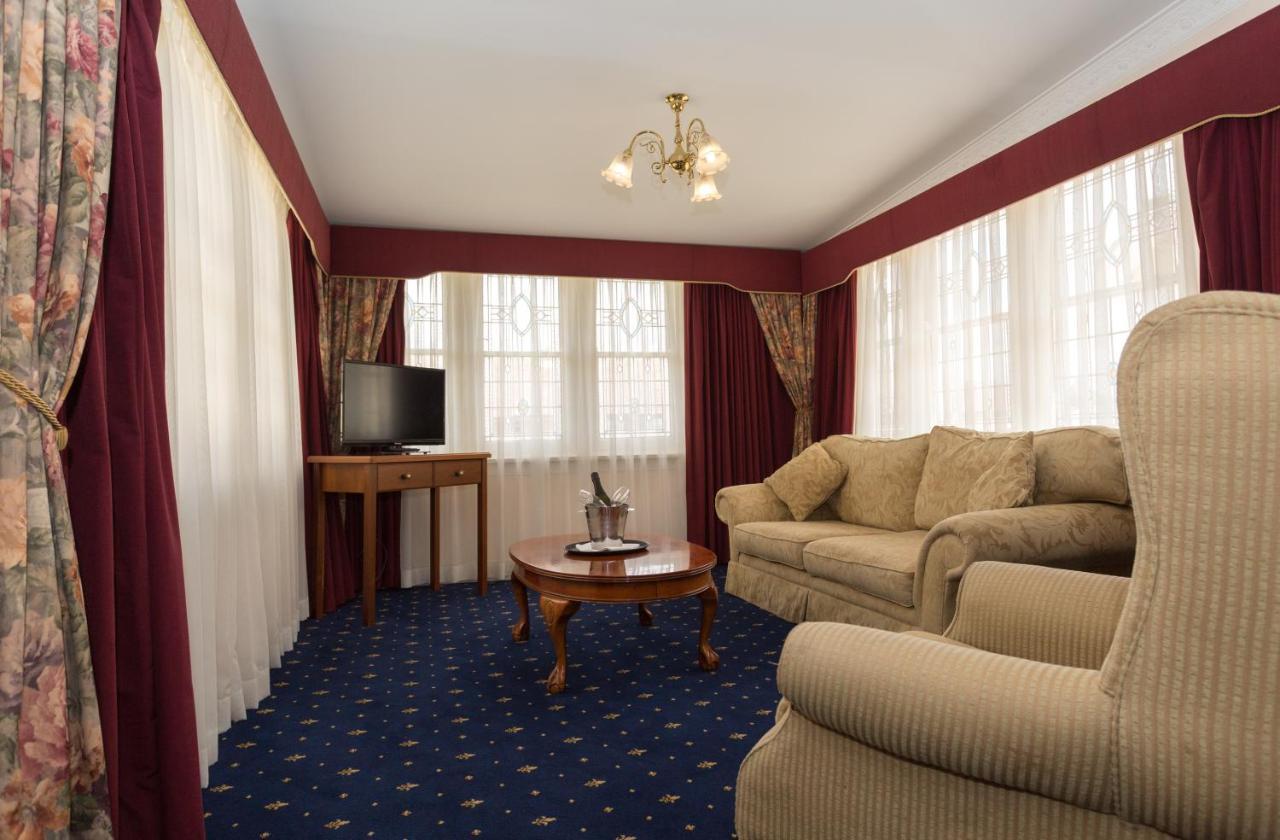 Palais Royale 4*
